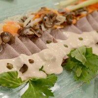 Peceto con salsa atunada o Vitel&nbsp;Toné